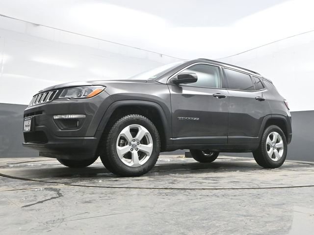 Used 2021 Jeep Compass Latitude AWD/4WD image 35