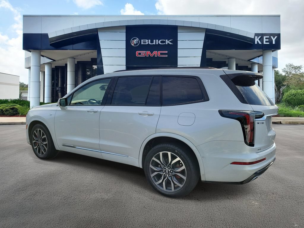 Used 2023 Cadillac XT6 Sport w/ Platinum Package AWD/4WD image 4