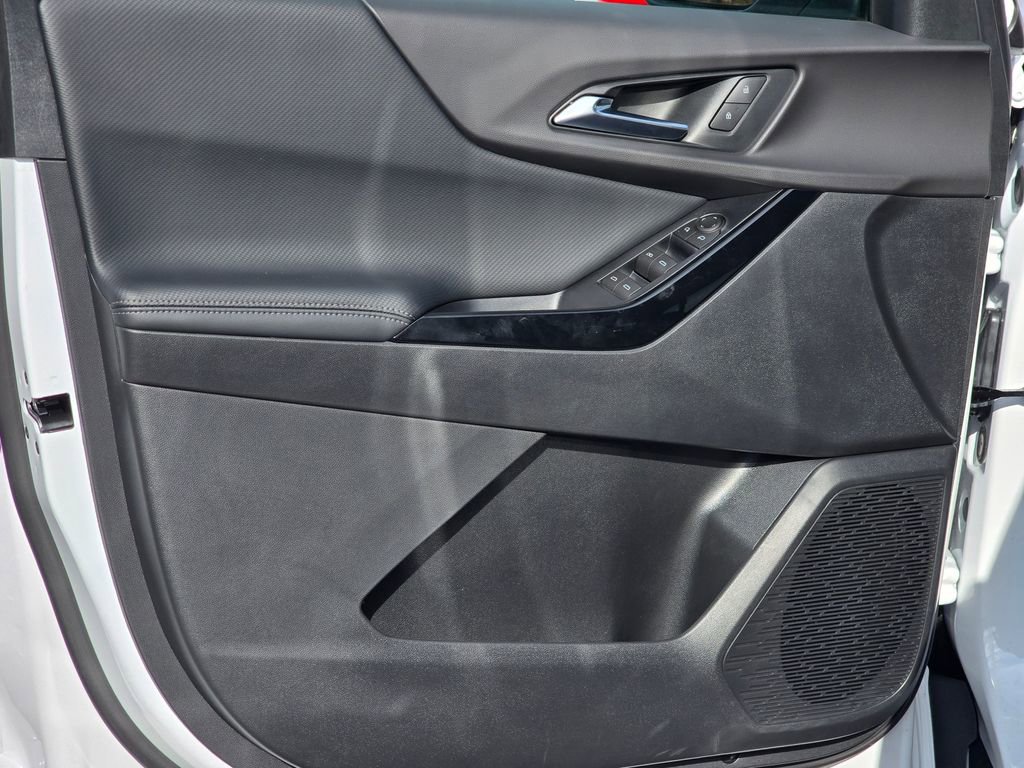 New 2026 Chevrolet Equinox LT image 35