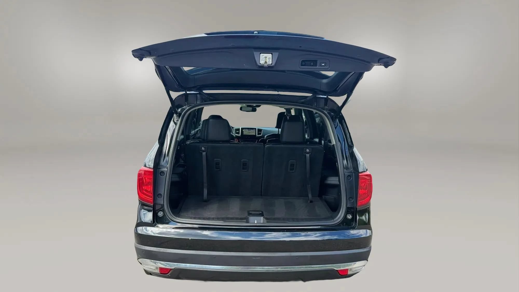 Used 2018 Honda Pilot Elite image 36