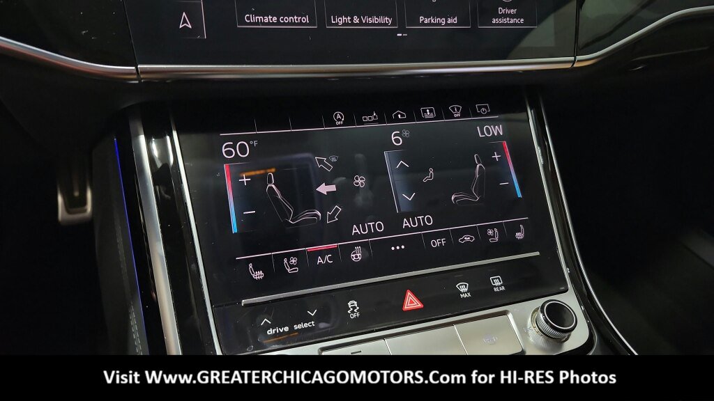 Used 2020 Audi S8 L w/ S8 Executive Package AWD/4WD image 29