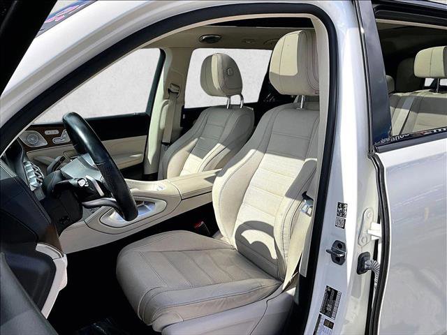 Used 2023 Mercedes-Benz GLS 580 4MATIC image 24
