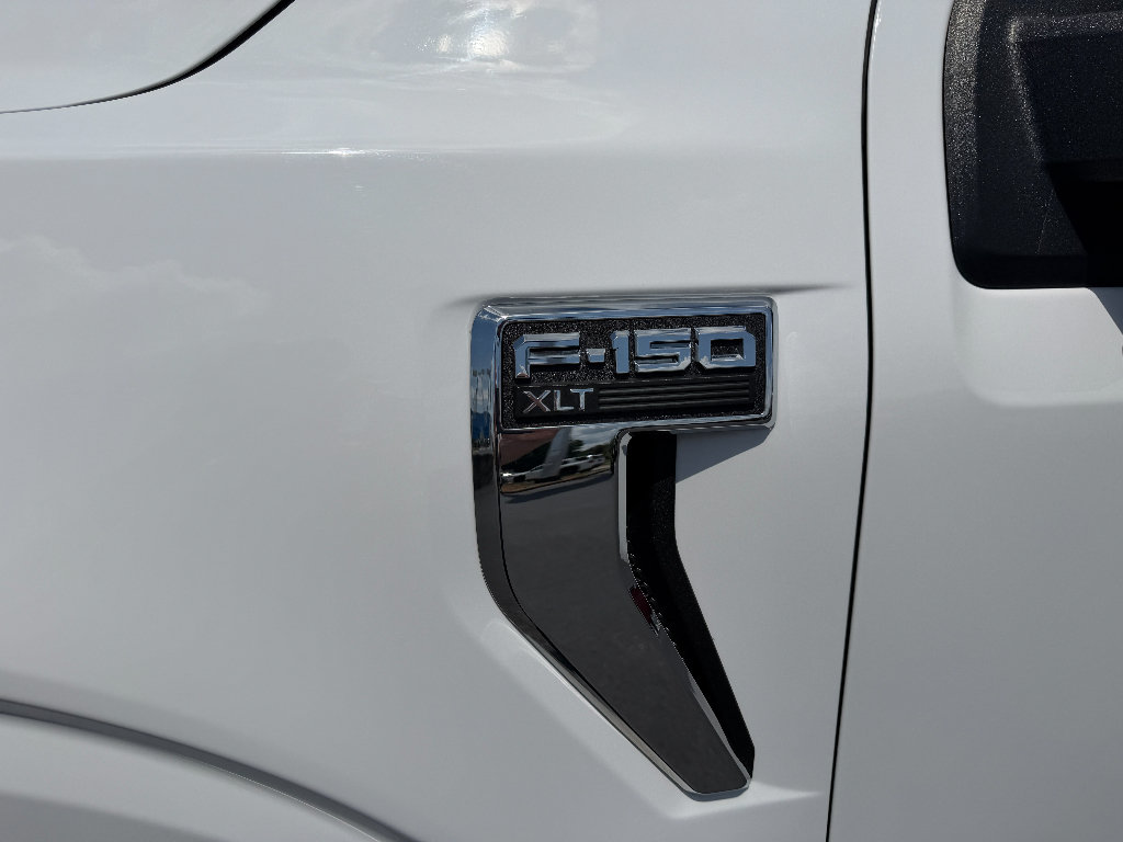 Used 2021 Ford F150 XLT w/ Equipment Group 302A High AWD/4WD image 10