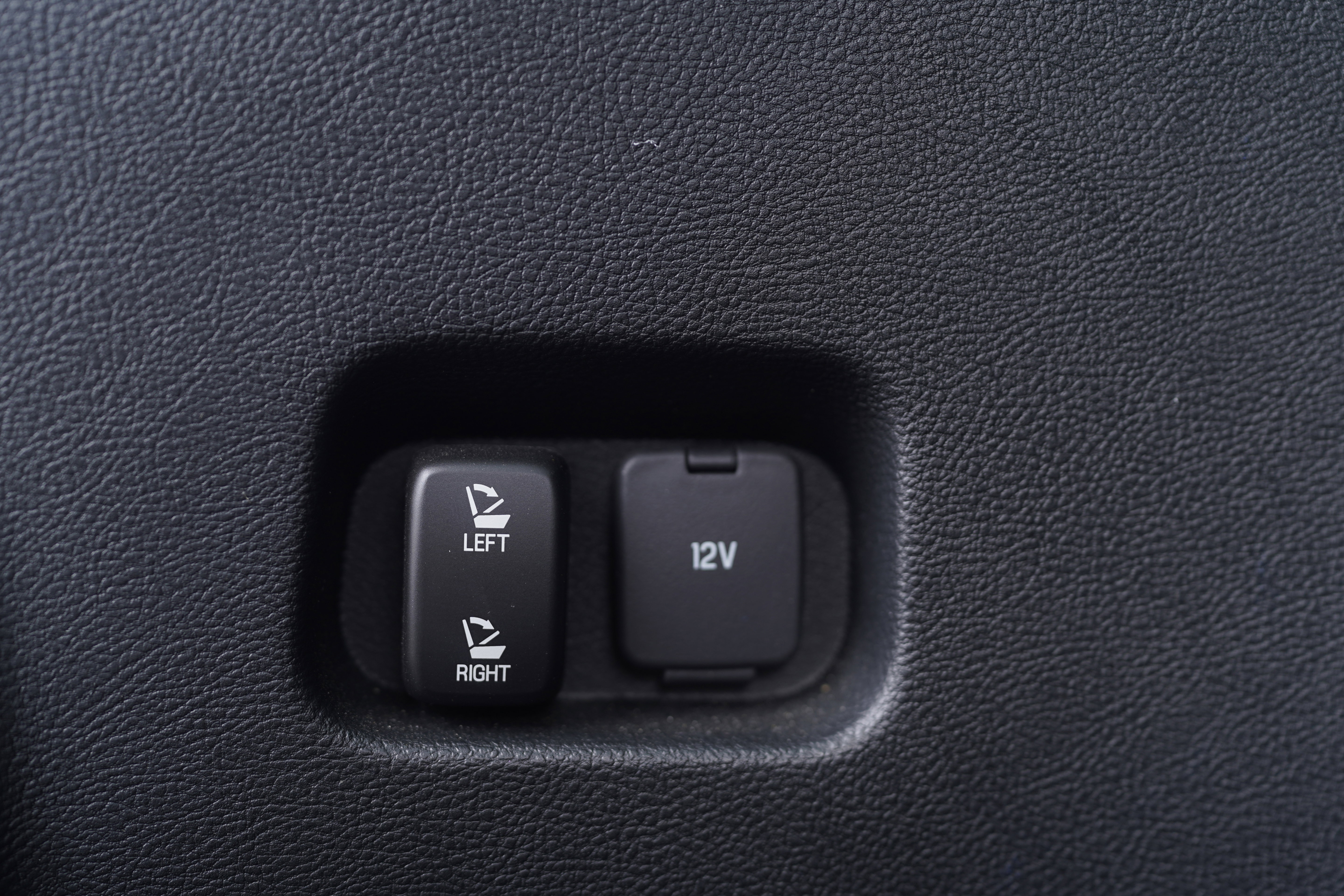 Used 2023 Ford Edge ST-Line image 37