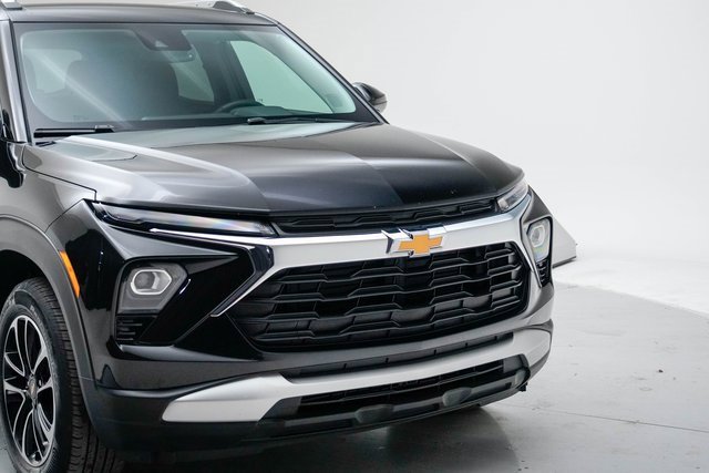 Used 2024 Chevrolet TrailBlazer LT w/ Convenience Package image 16