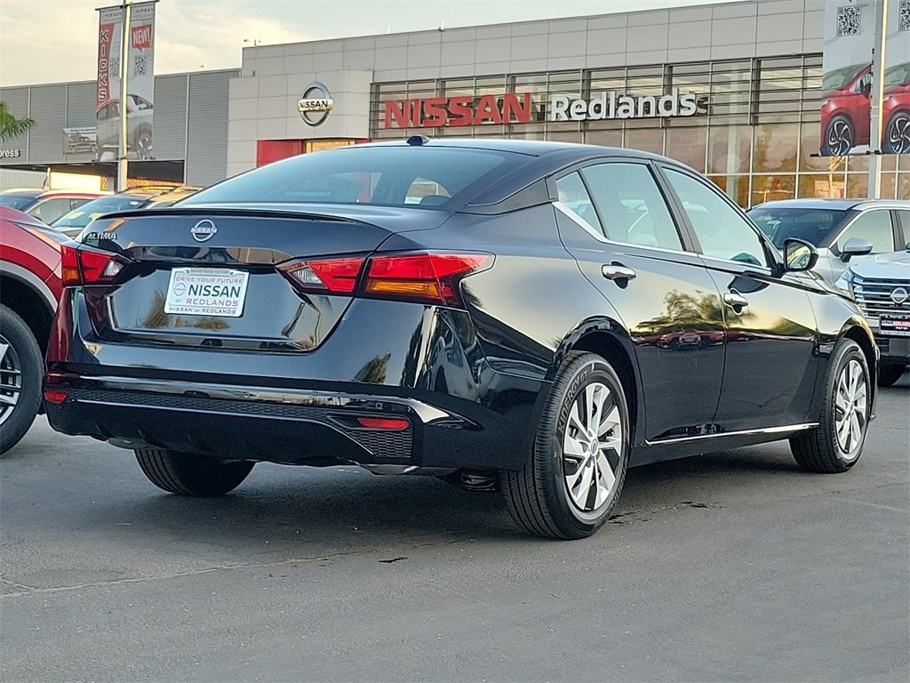 New 2025 Nissan Altima 2.5 S image 2