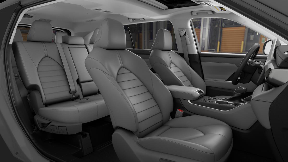 New 2026 Toyota Highlander XLE image 20