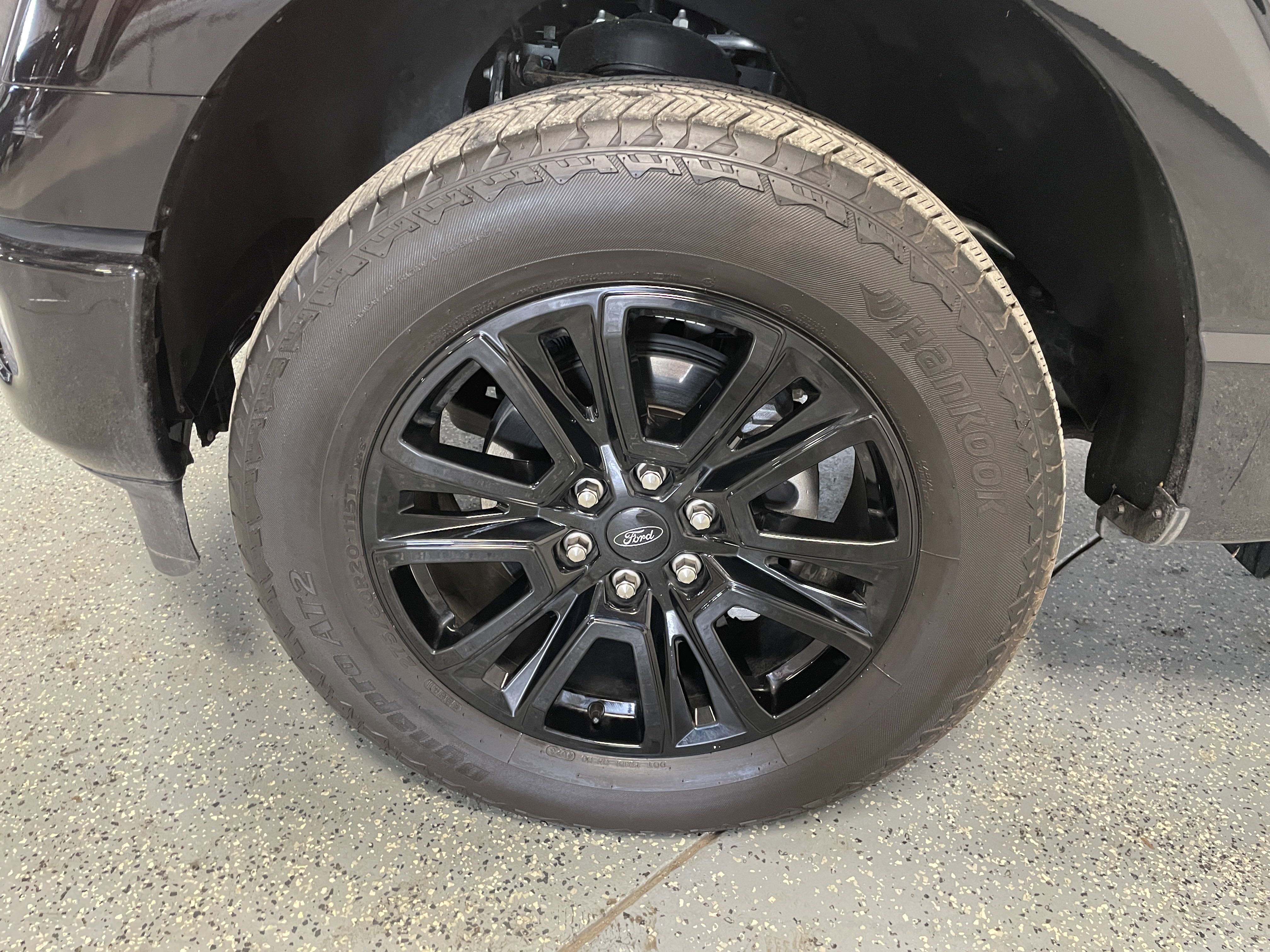 Used 2024 Ford F150 Platinum image 33