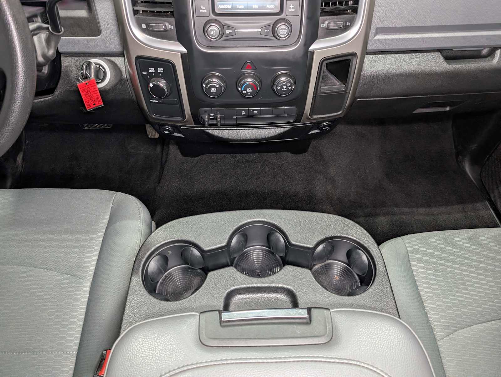 Used 2018 RAM 2500 SLT image 18