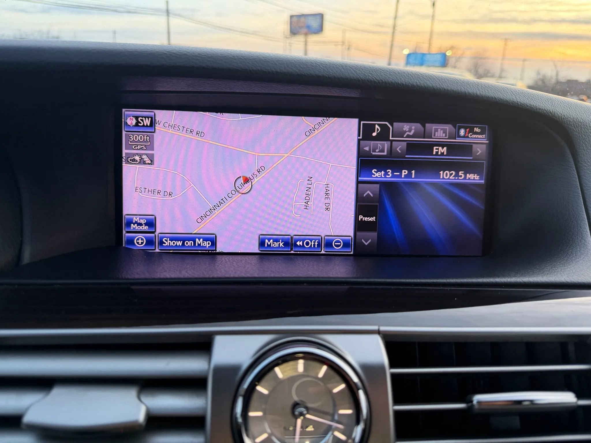 Used 2013 Lexus LS 460 AWD w/ Comfort Pkg image 19