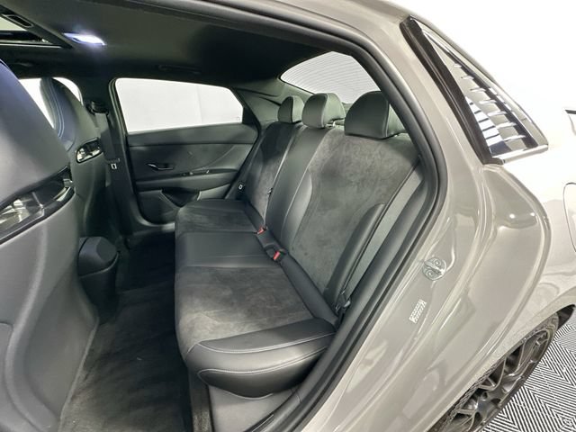 Used 2022 Hyundai Elantra N FWD image 28