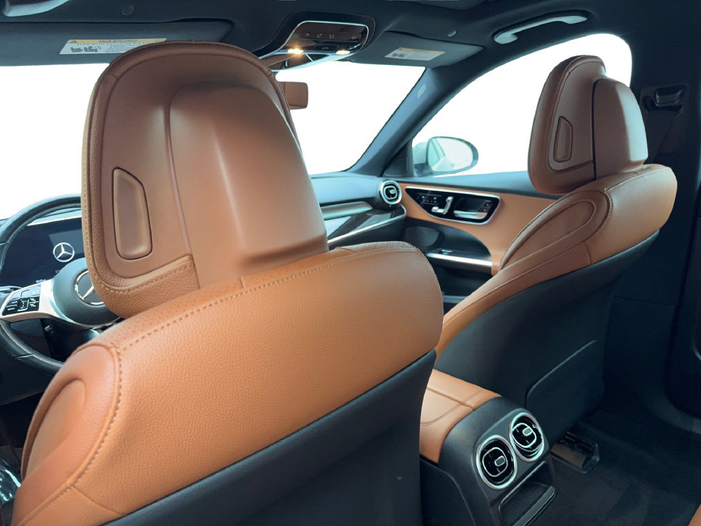 Used 2022 Mercedes-Benz C 300 Sedan image 34