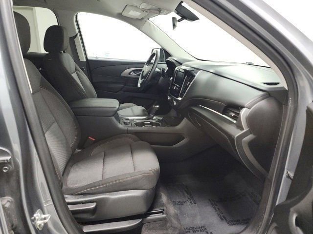 Used 2020 Chevrolet Traverse LS image 13