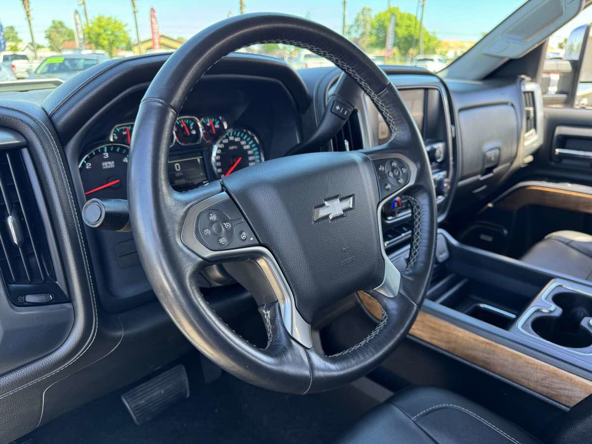 Used 2017 Chevrolet Silverado 1500 LTZ w/ LTZ Plus Package AWD/4WD image 24