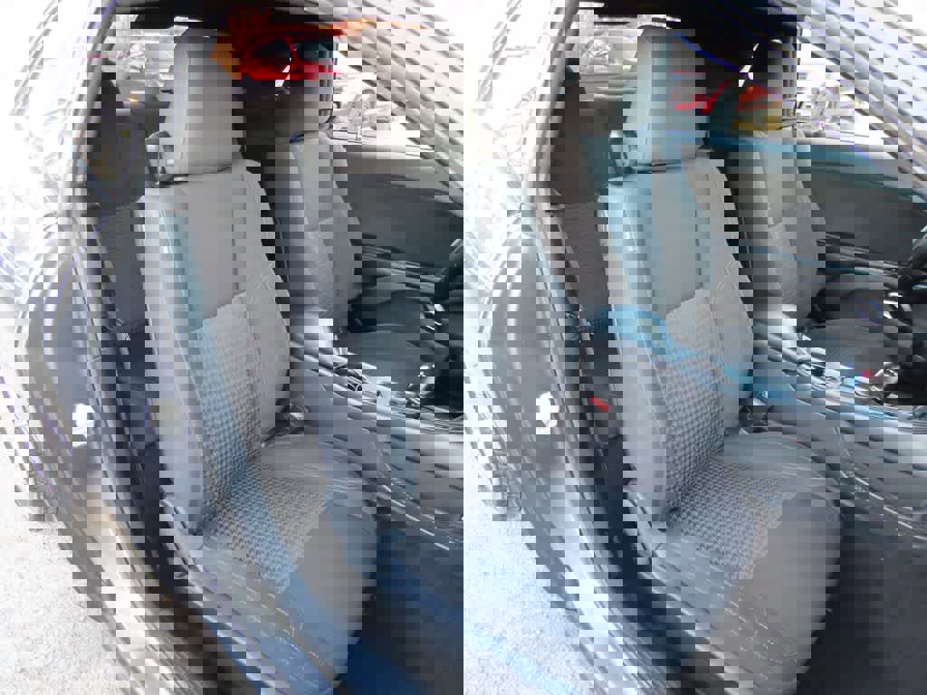 Used 2019 Dodge Challenger SXT image 13