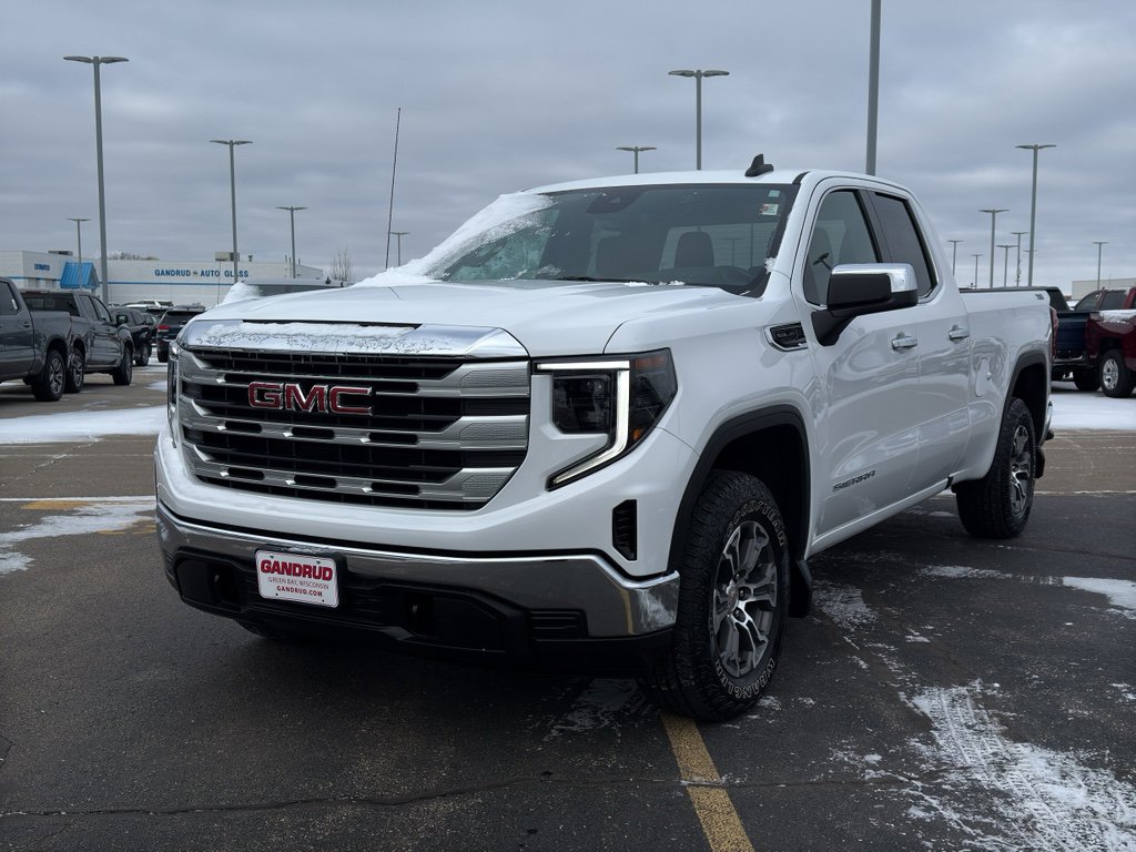 Used 2022 GMC Sierra 1500 SLE w/ X31 Off-Road Package image 2