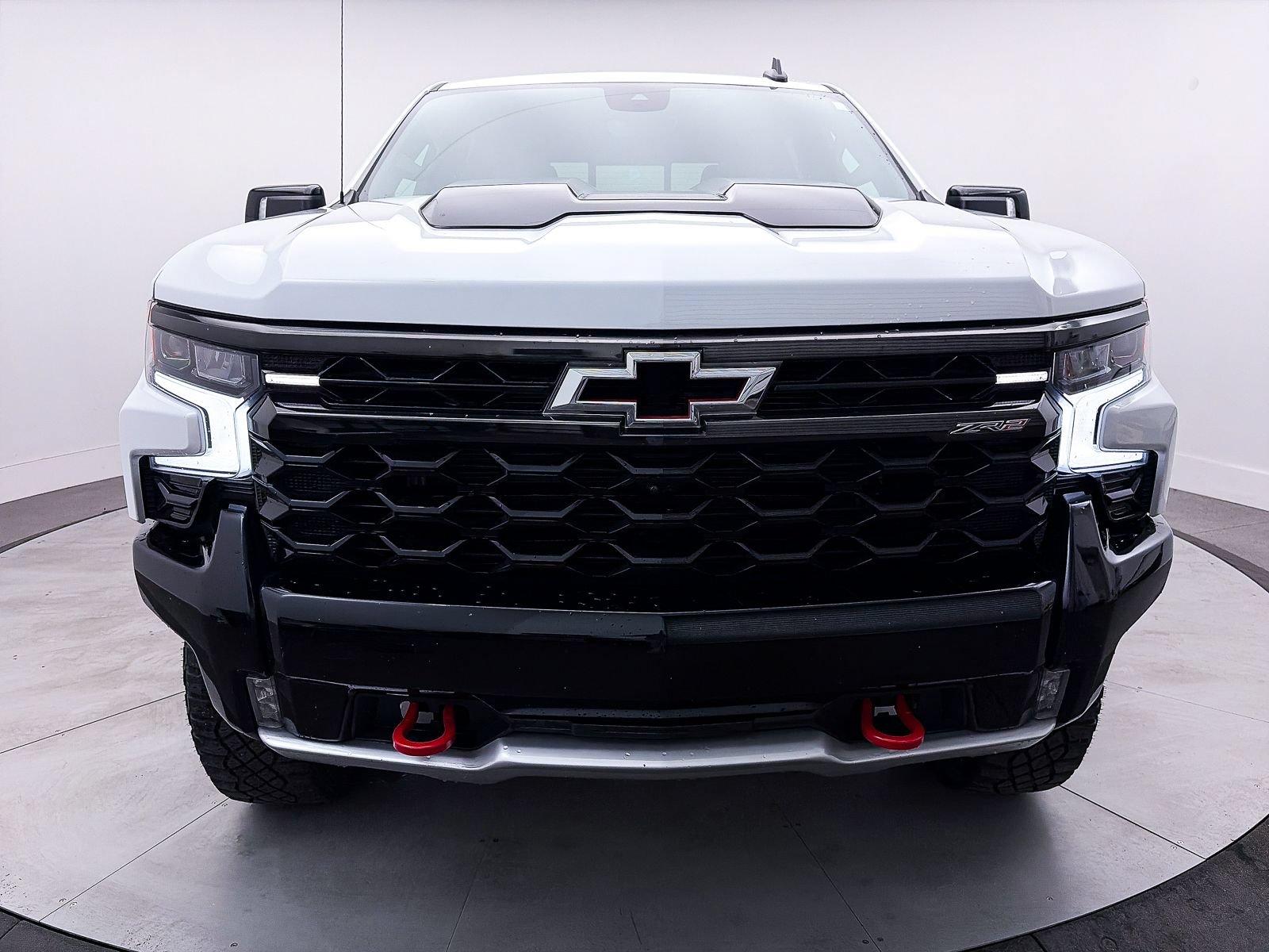 Used 2023 Chevrolet Silverado 1500 ZR2 w/ Technology Package AWD/4WD image 15