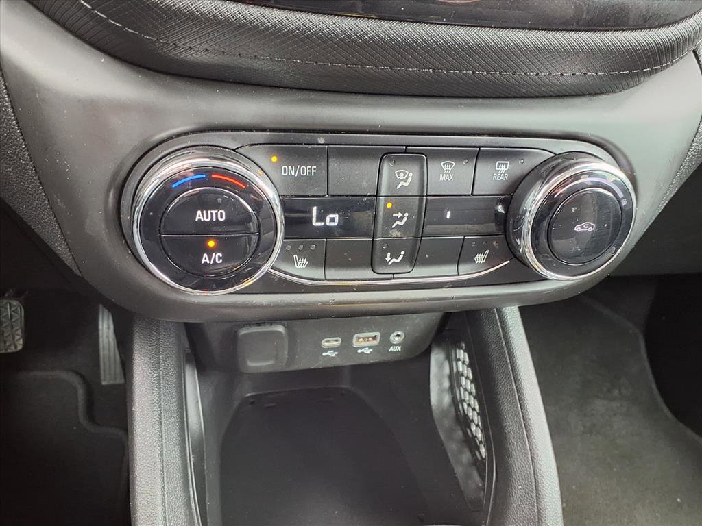 Used 2023 Chevrolet TrailBlazer LT w/ Convenience Package AWD/4WD image 7