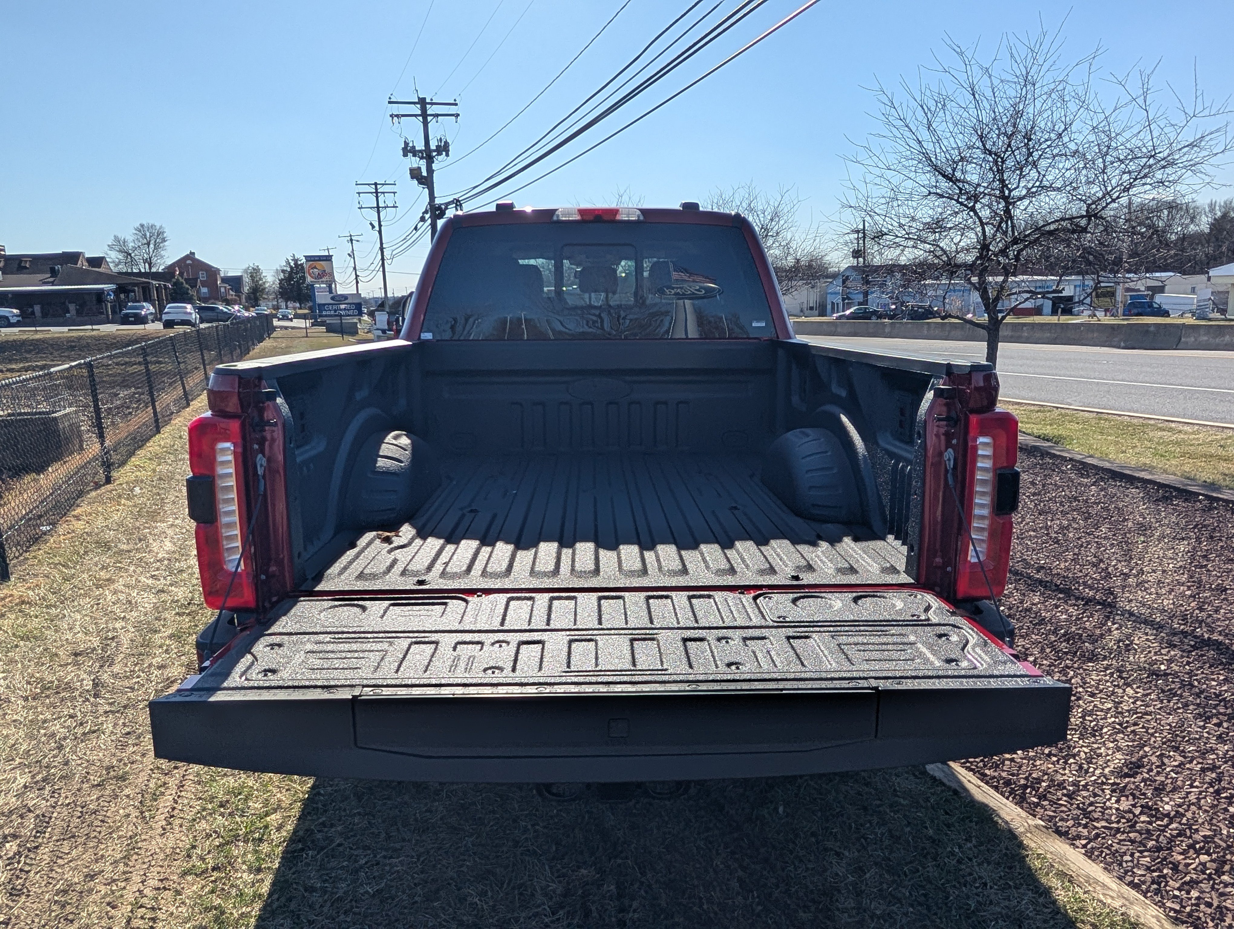 New 2026 Ford F250 Lariat w/ Black Appearance Package AWD/4WD image 9