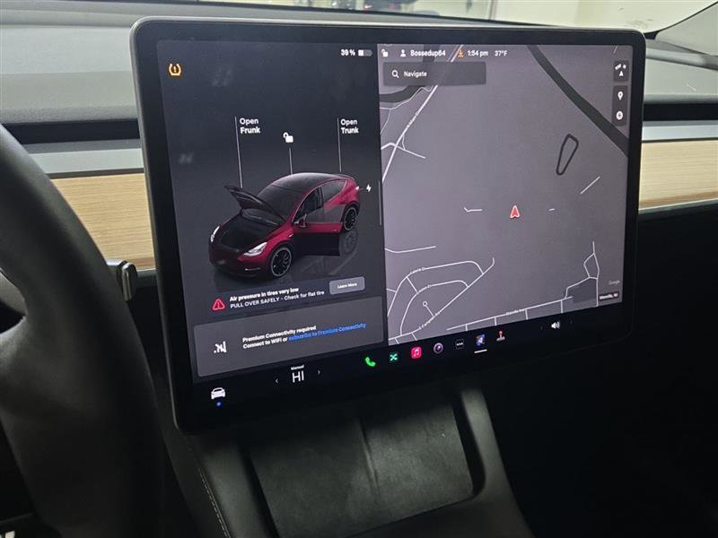 Used 2023 Tesla Model Y Performance image 5