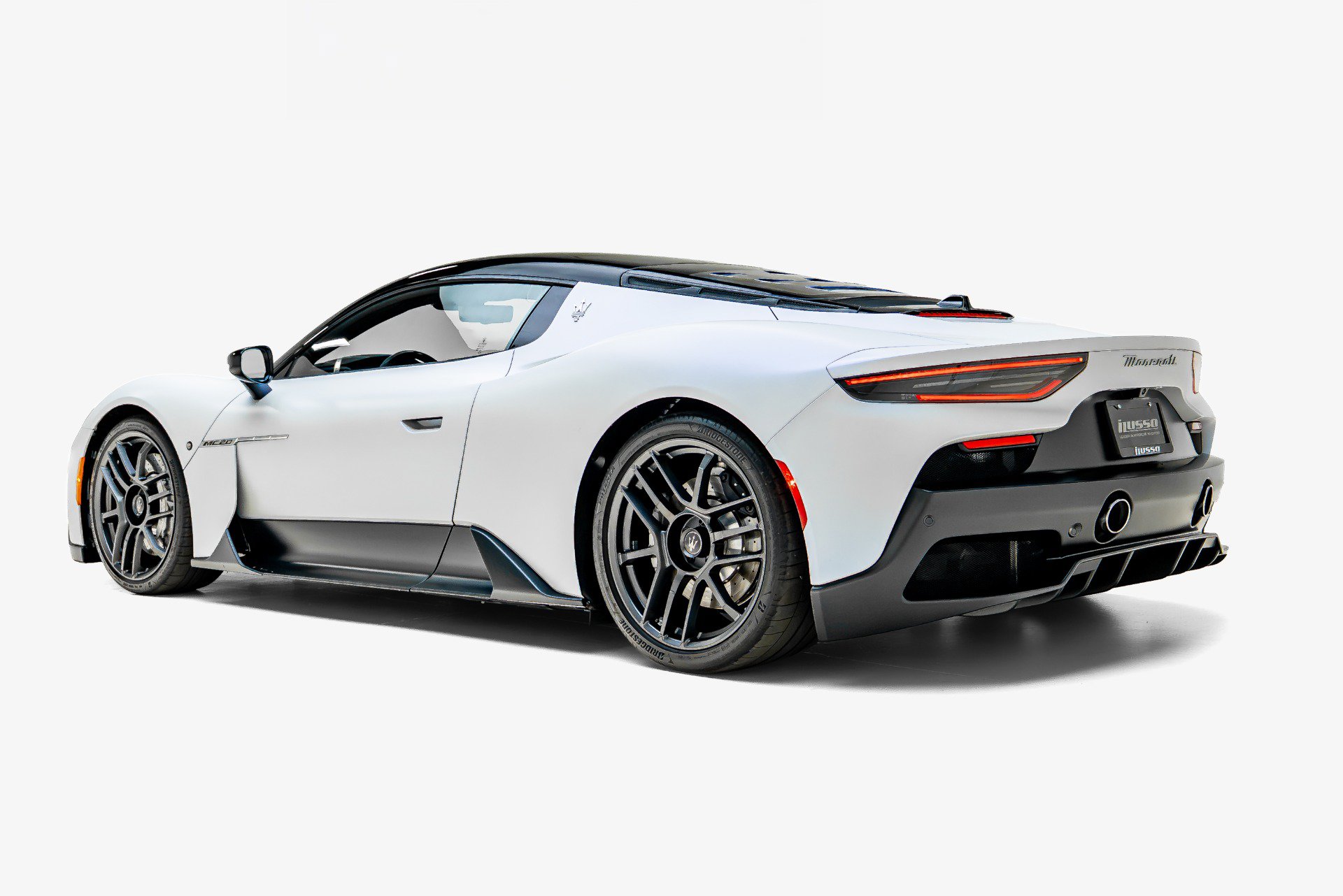 Used 2023 Maserati MC20 Coupe RWD image 7