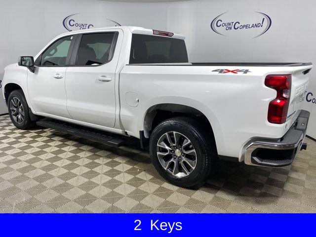 Used 2023 Chevrolet Silverado 1500 LT AWD/4WD image 5