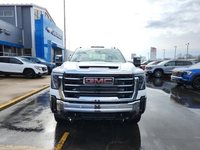 New 2025 GMC Sierra 2500 SLT w/ SLT Convenience Package image 2