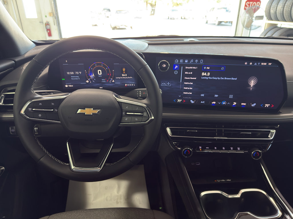 New 2026 Chevrolet Traverse LT w/ LPO, Floor Liner Package image 11