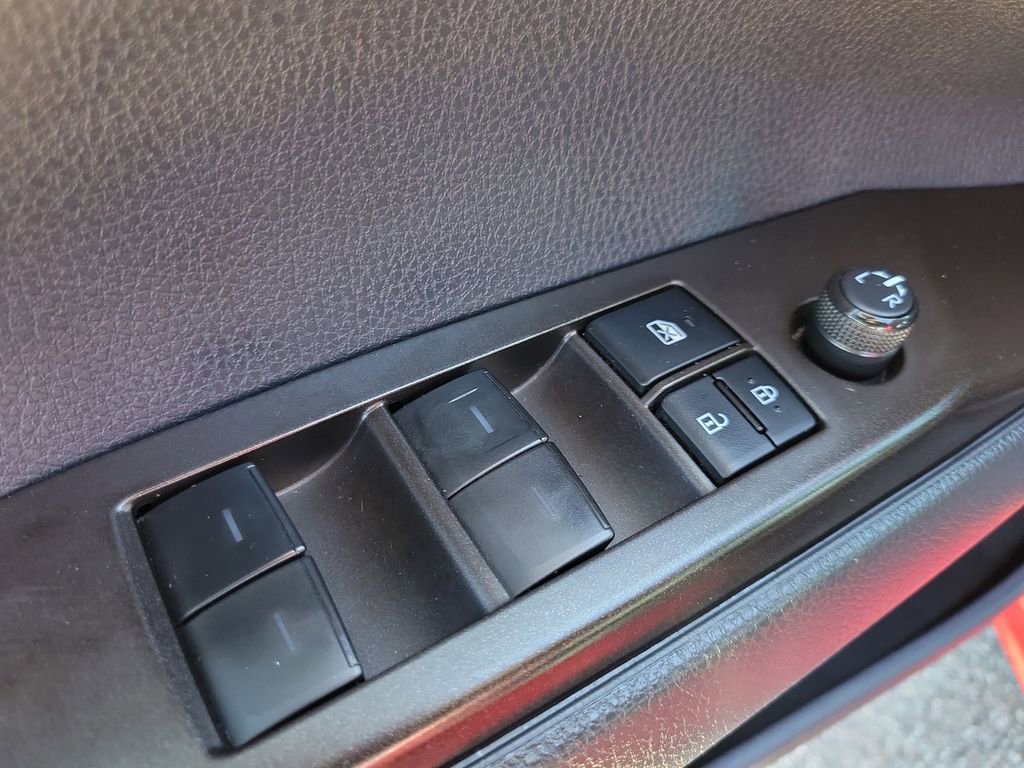 Used 2022 Toyota Camry SE w/ Audio Upgrade Package image 15