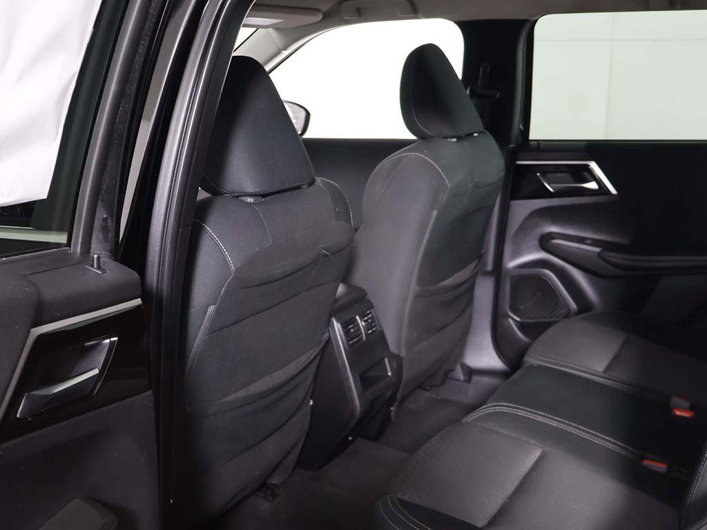 Used 2022 Mitsubishi Outlander ES image 22