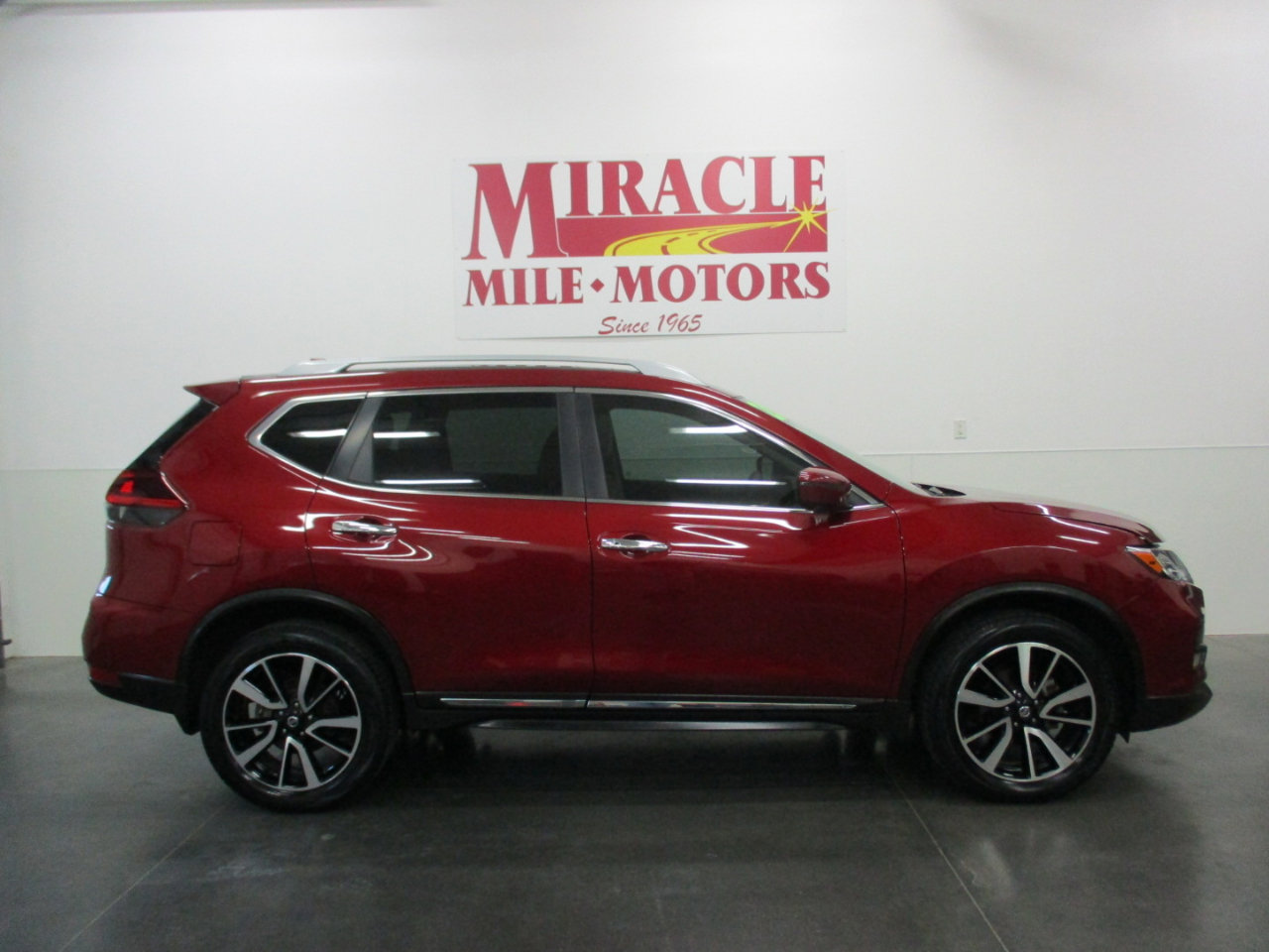 Used 2020 Nissan Rogue SL w/ Premium Package image 6