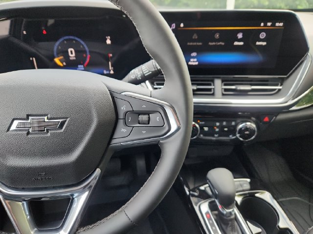 New 2026 Chevrolet Trax ACTIV w/ Sunroof Package FWD image 26