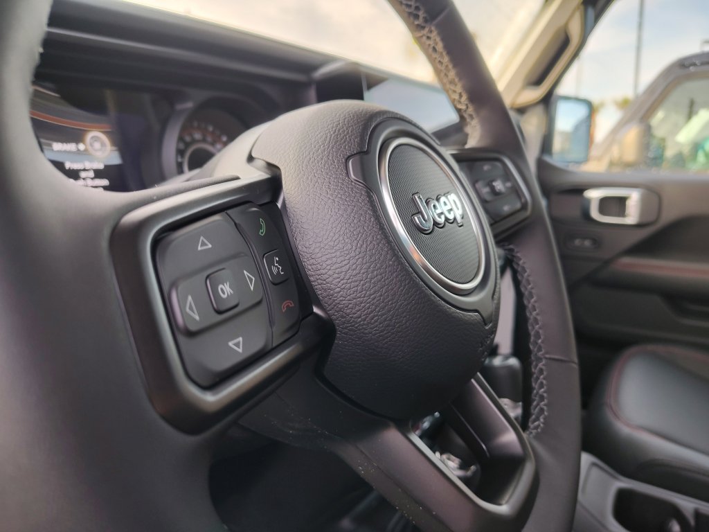 New 2026 Jeep Wrangler Unlimited Rubicon w/ Safety Group image 19