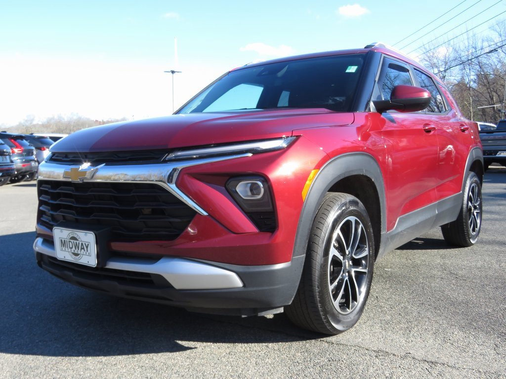 Used 2024 Chevrolet TrailBlazer LT w/ Driver Confidence Package