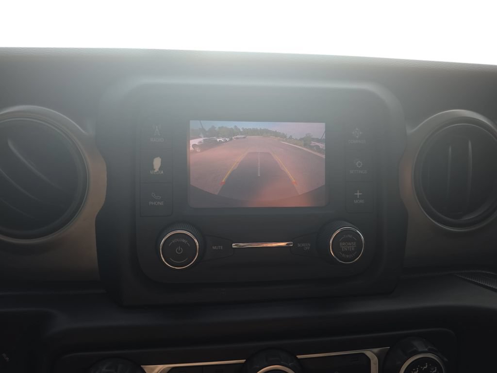 Used 2021 Jeep Wrangler Unlimited Sport AWD/4WD image 22