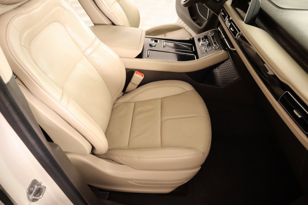 Certified 2024 Lincoln Aviator Reserve w/ Elements Package Plus image 15