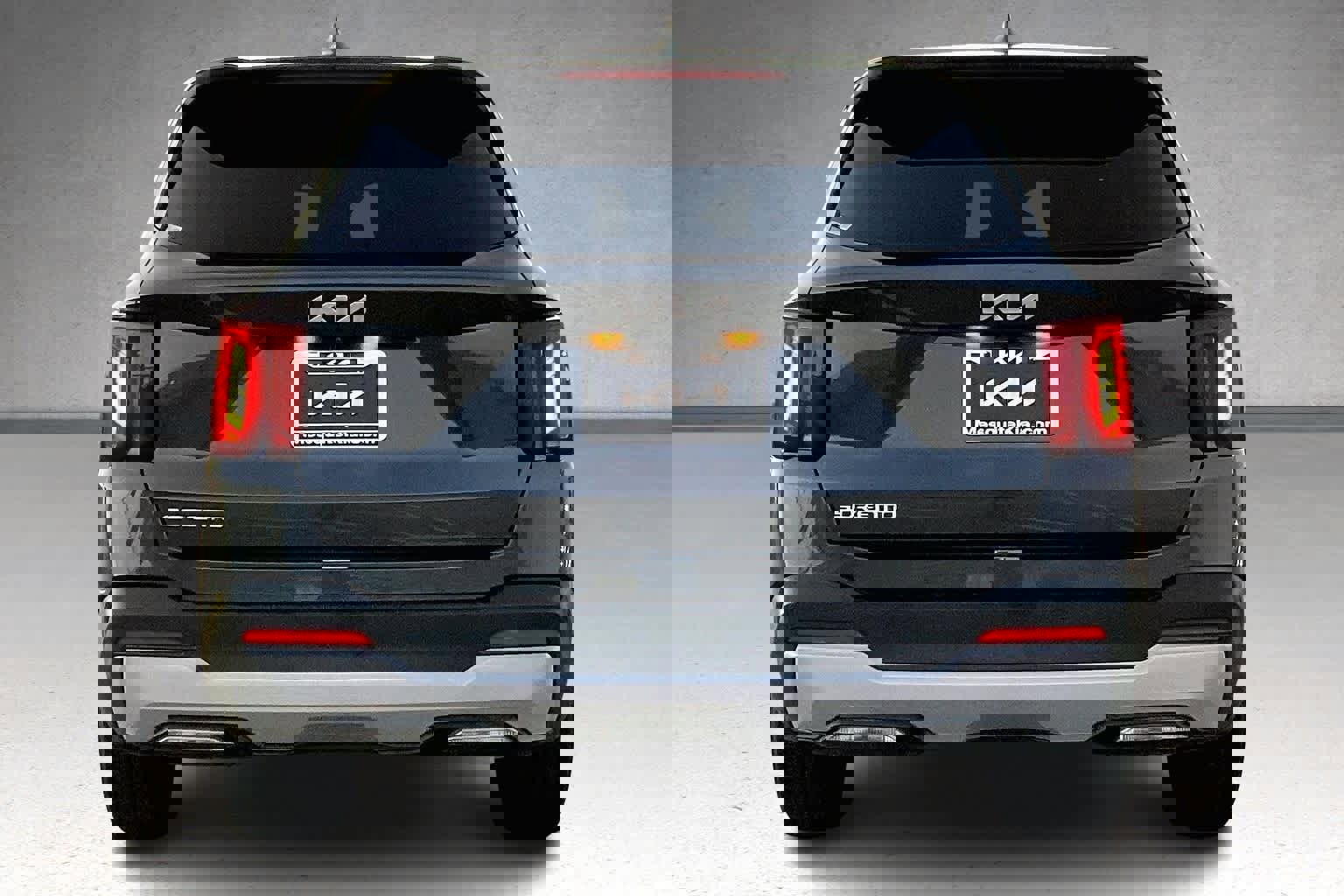 Certified 2024 Kia Sorento LX image 5