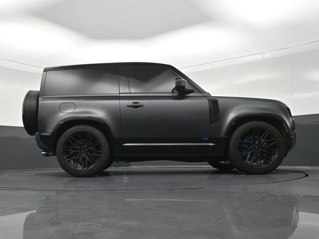 Used 2023 Land Rover Defender 90 V8 AWD/4WD image 27