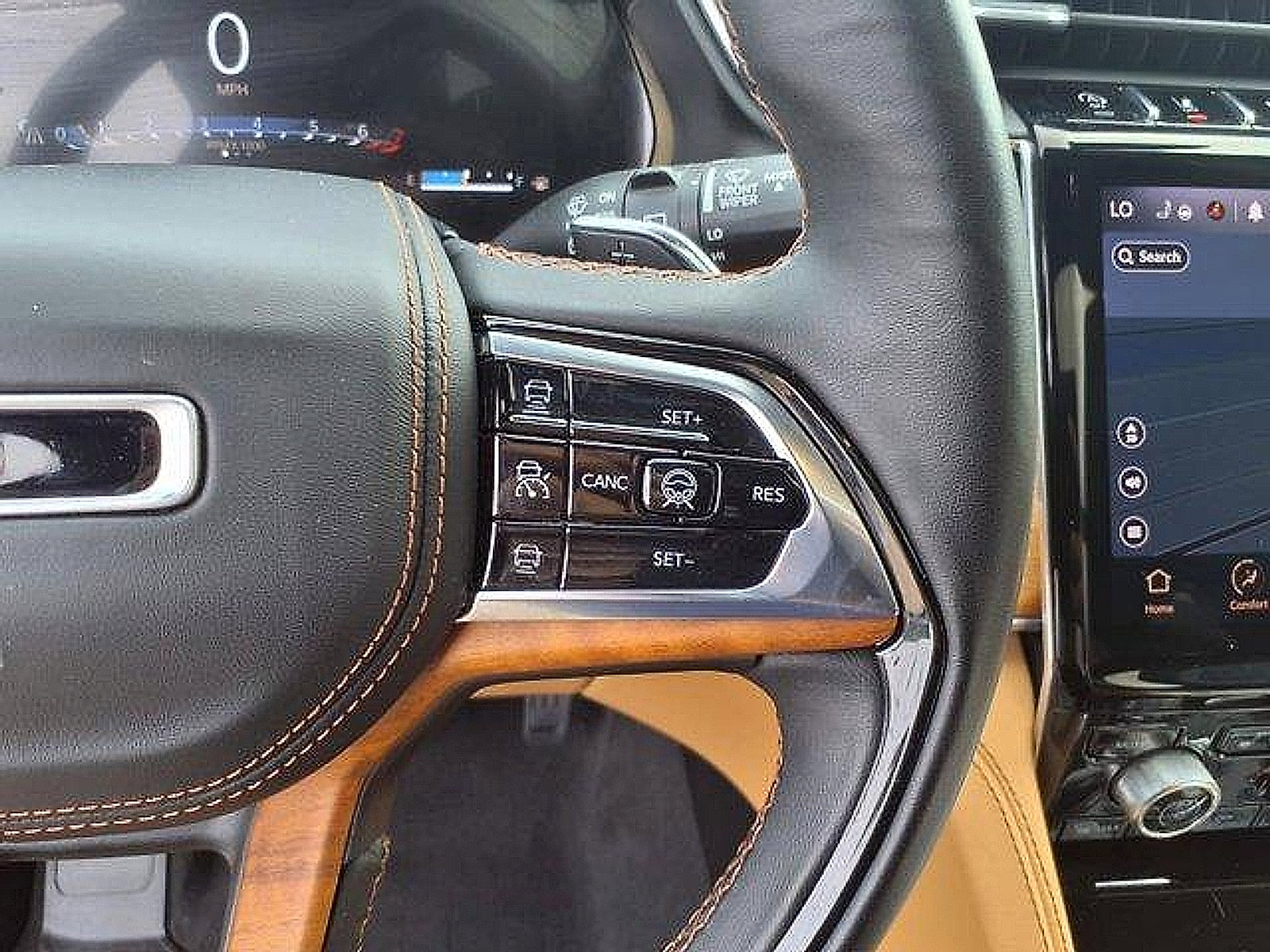 Used 2021 Jeep Grand Cherokee L Summit image 28