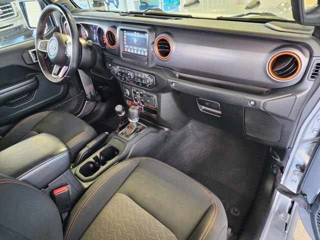 Used 2021 Jeep Gladiator Mojave w/ Cold Weather Group image 14