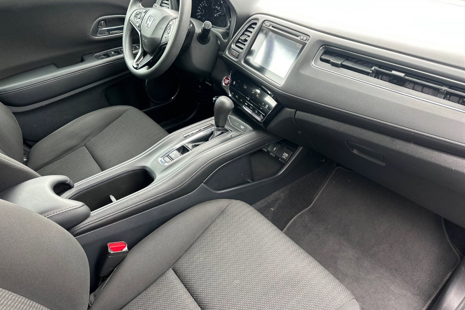 Used 2016 Honda HR-V EX image 19