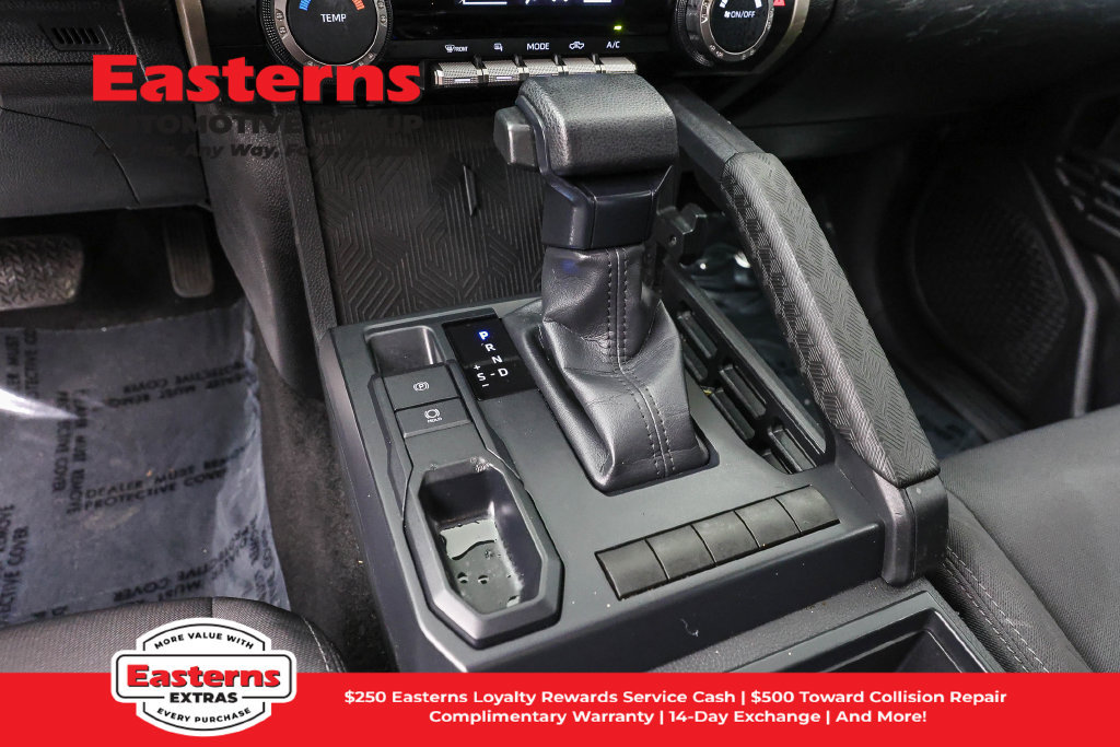 Used 2024 Toyota Tacoma SR RWD image 13