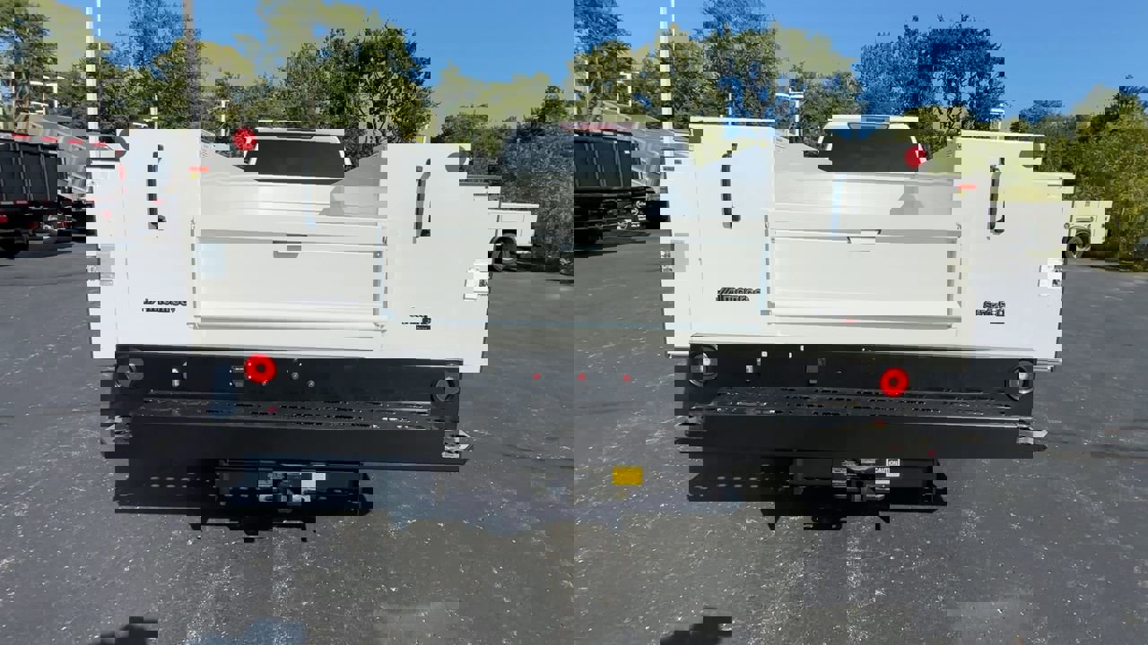 New 2025 GMC Sierra 3500 Pro w/ Convenience Package image 7