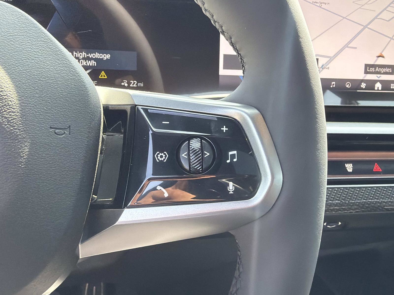 New 2026 BMW i5 eDrive40 w/ M Sport Package AWD/4WD image 21
