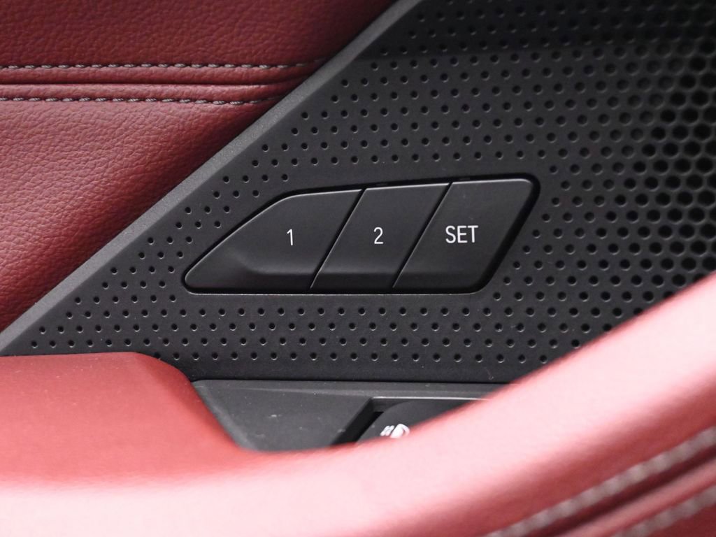 Used 2022 BMW 440i xDrive Convertible w/ Premium Package image 40