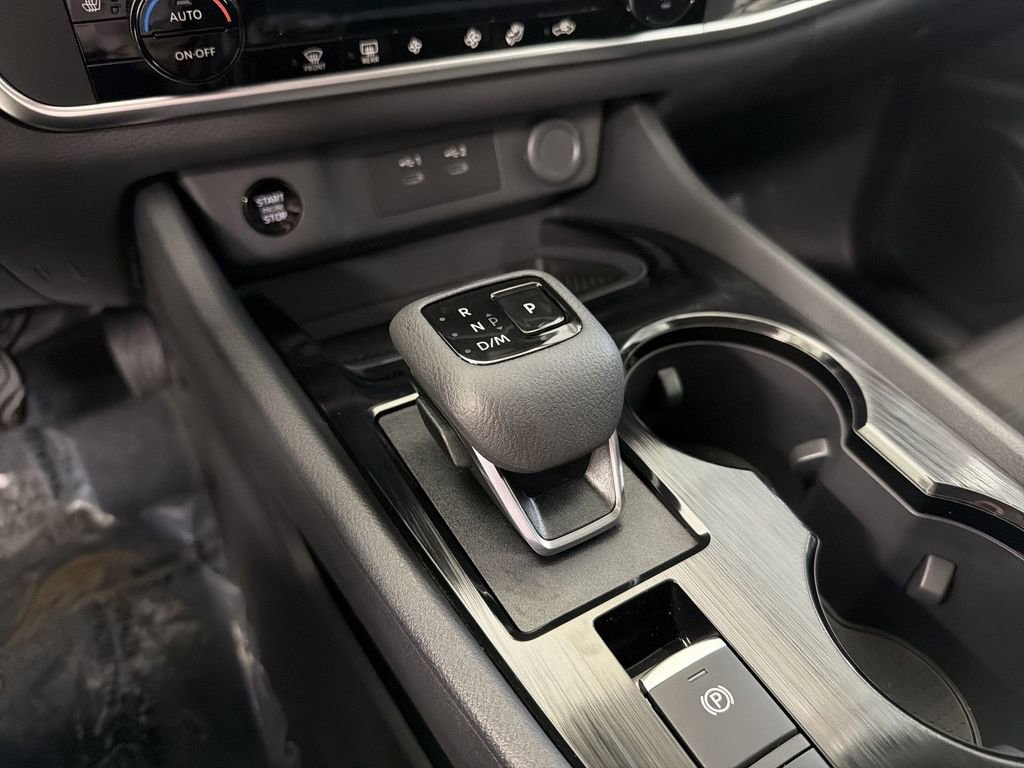New 2026 Nissan Rogue SV AWD/4WD image 28