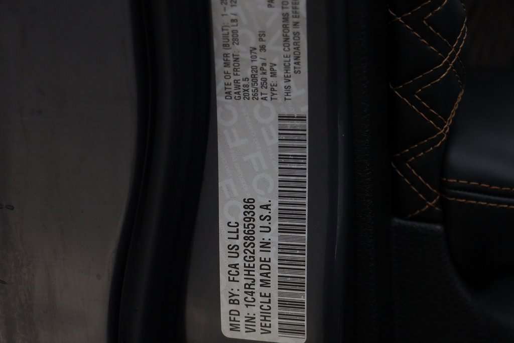 Used 2025 Jeep Grand Cherokee Summit image 23