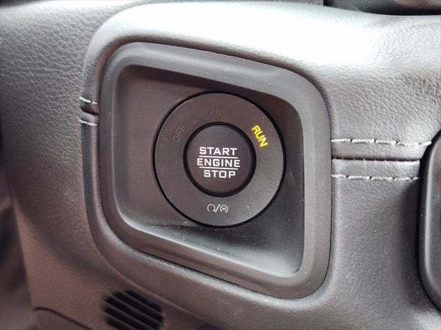 Certified 2025 Jeep Wrangler Sahara image 30