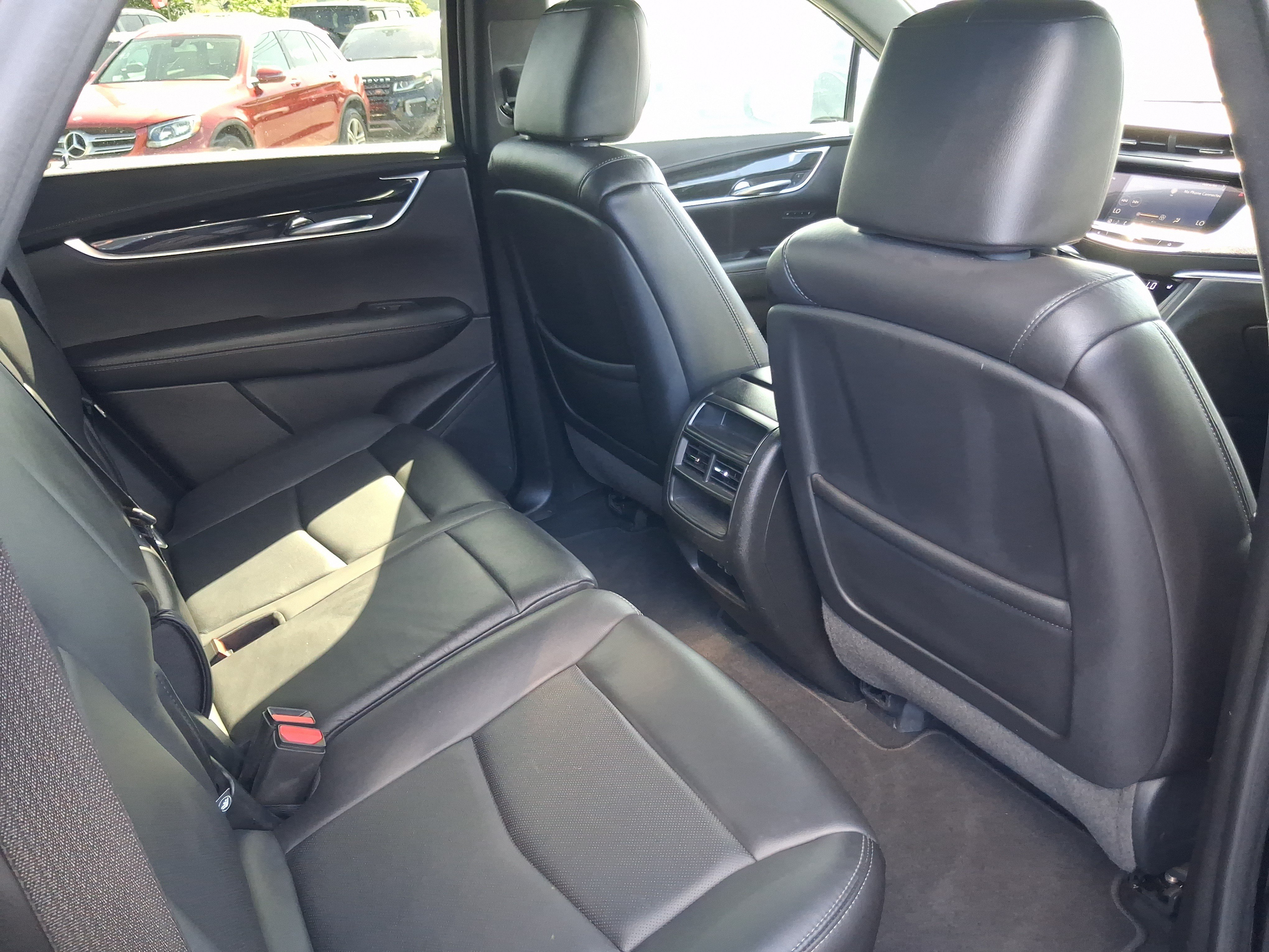 Used 2020 Cadillac XT5 Premium Luxury FWD image 29