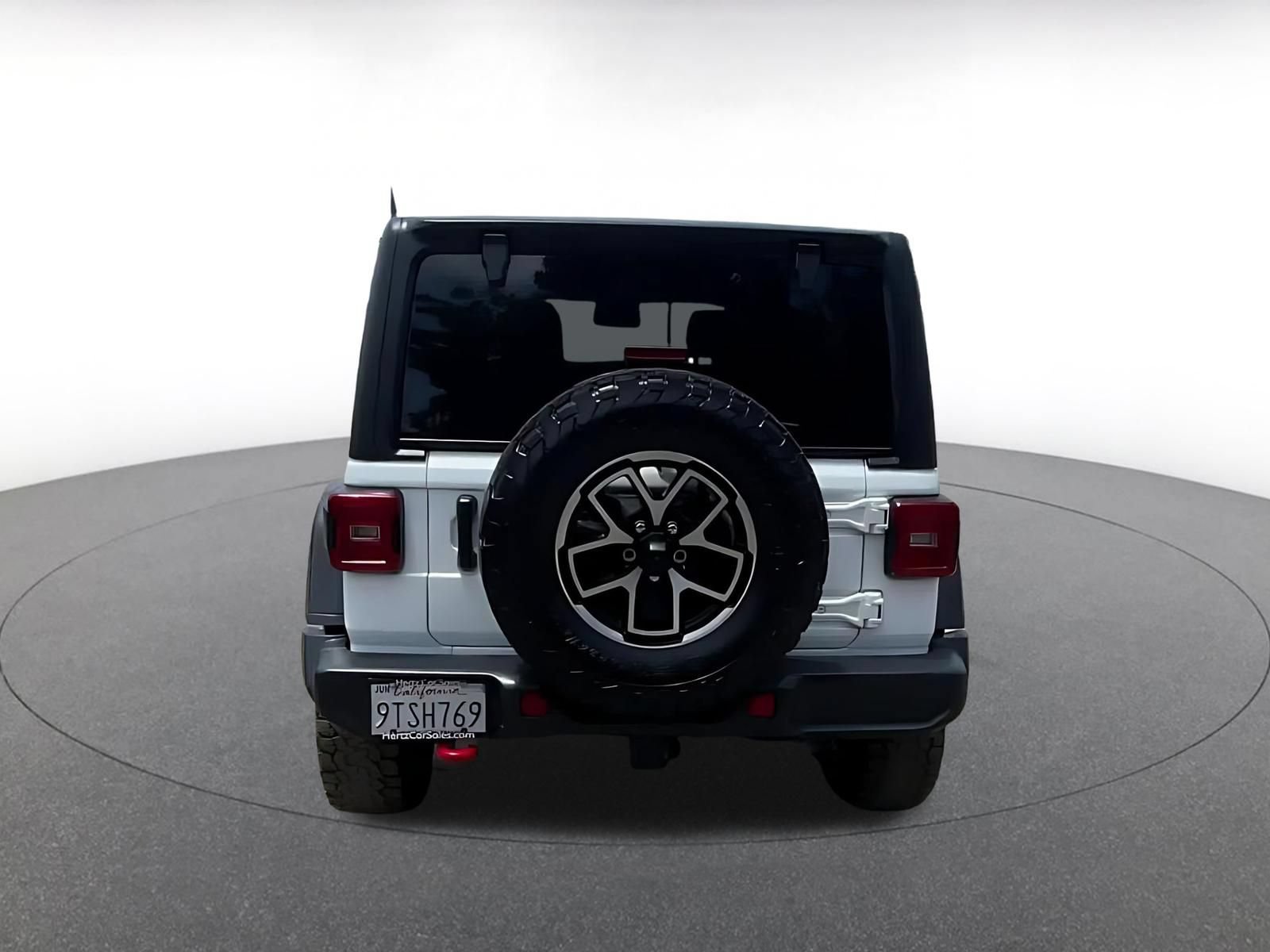 Used 2025 Jeep Wrangler Unlimited Rubicon AWD/4WD image 10